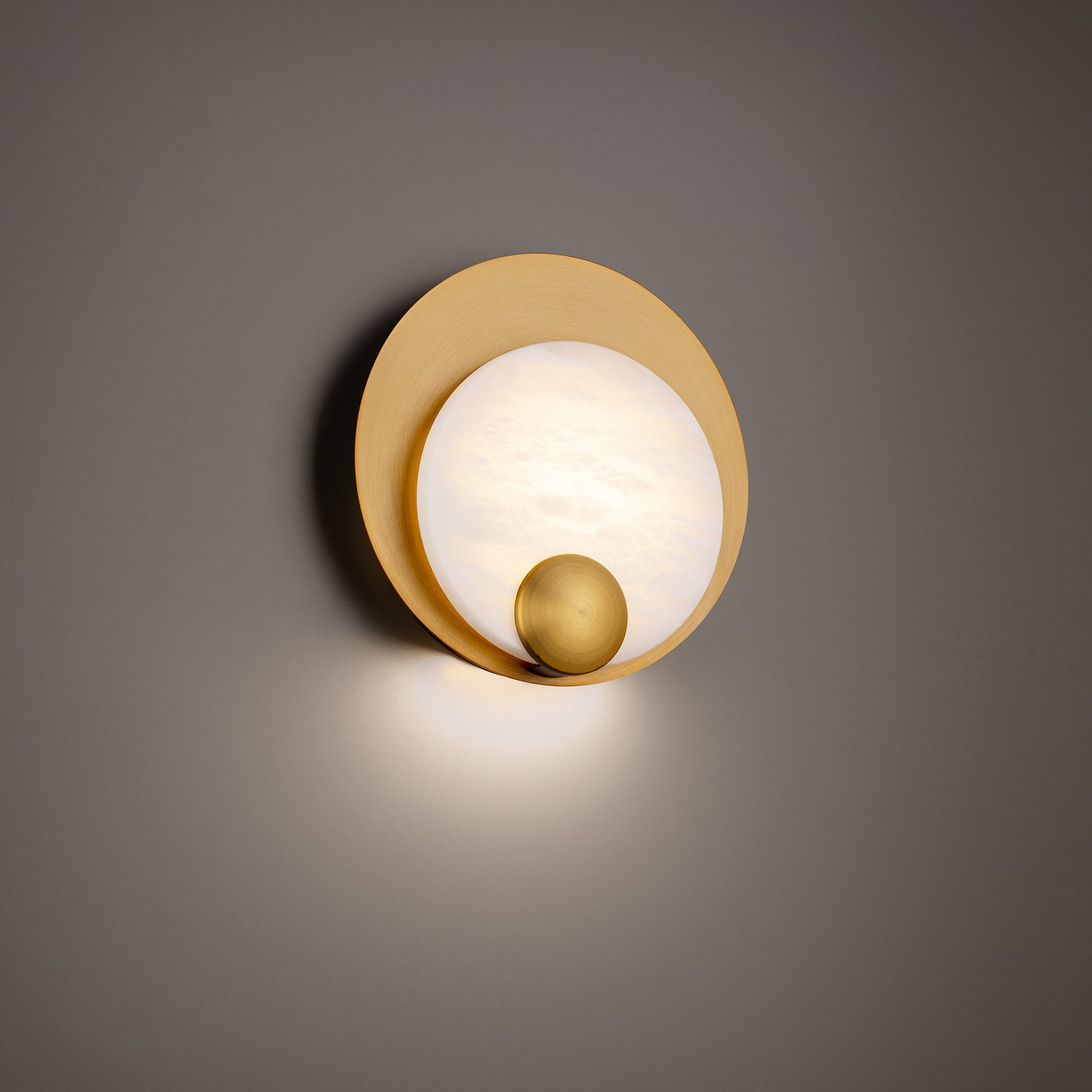 Photos - Chandelier / Lamp Modern Forms Aged Brass LED Wall Sconce from the Rowlings Collection WS-82310-AB 