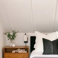 One Light Wall Sconce by Crystorama - Avon Collection, Matte Black Finish - AVO-B4201-MK