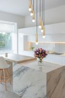 Seven Light Chandelier by Z-Lite - Stari Collection, Modern Gold Finish - 1956P-7R-MGLD